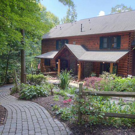Lazy Bear Lodge Valle Crucis Екстер'єр фото
