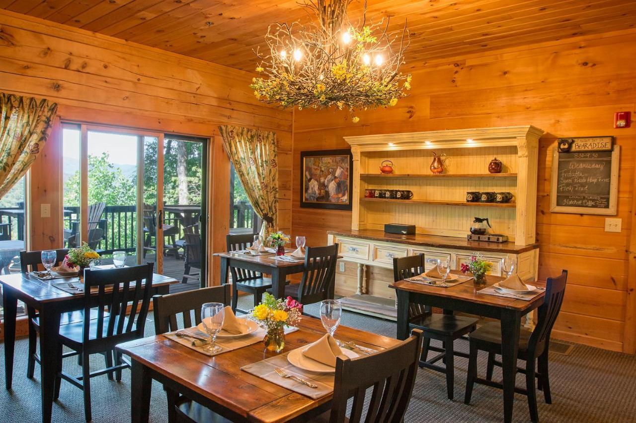 Lazy Bear Lodge Valle Crucis Екстер'єр фото