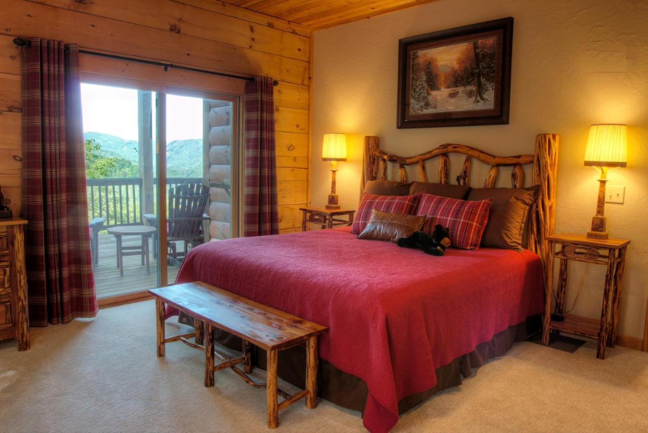 Lazy Bear Lodge Valle Crucis Екстер'єр фото