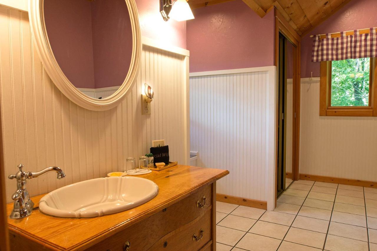 Lazy Bear Lodge Valle Crucis Екстер'єр фото