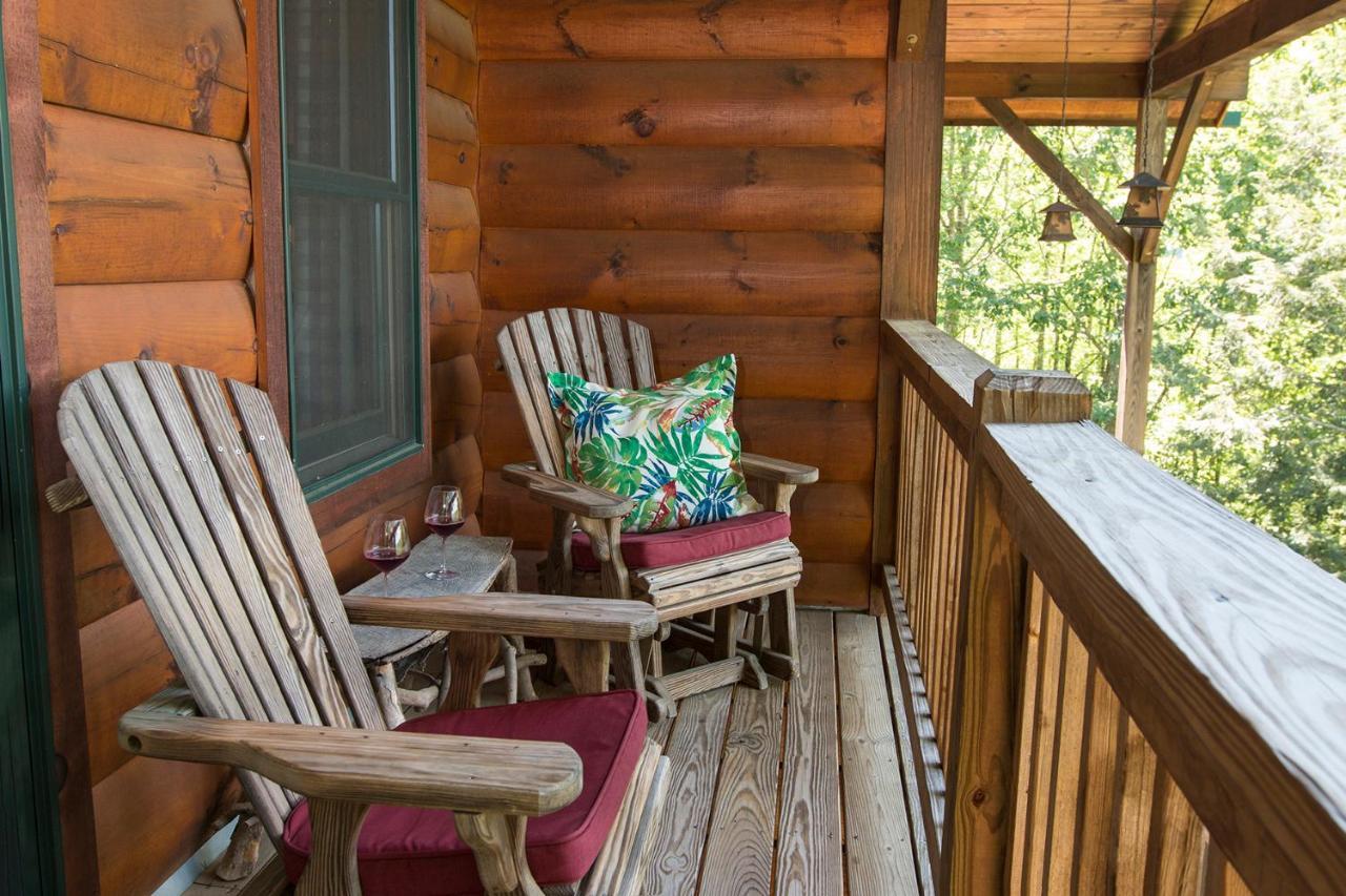 Lazy Bear Lodge Valle Crucis Екстер'єр фото