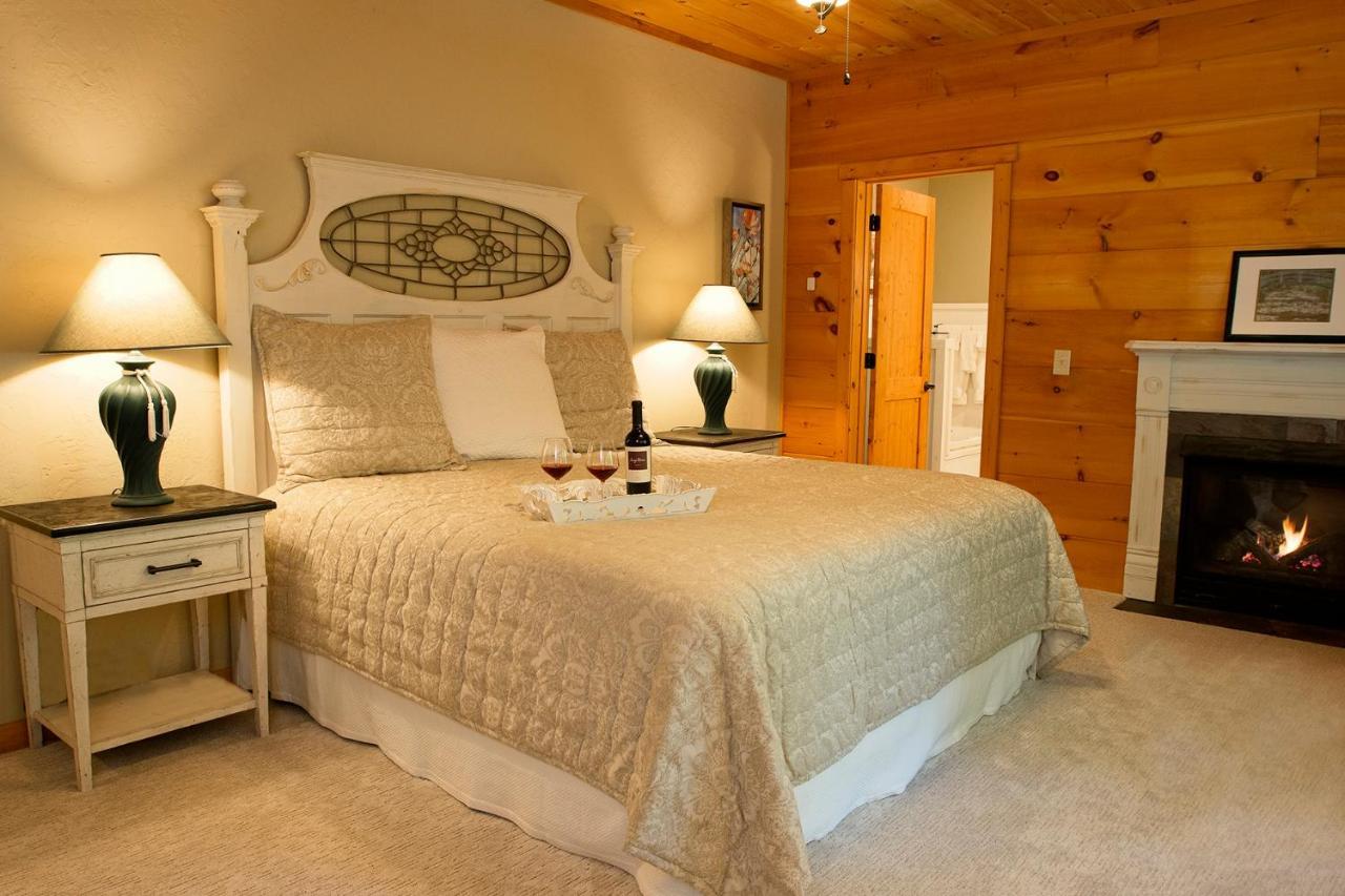 Lazy Bear Lodge Valle Crucis Екстер'єр фото