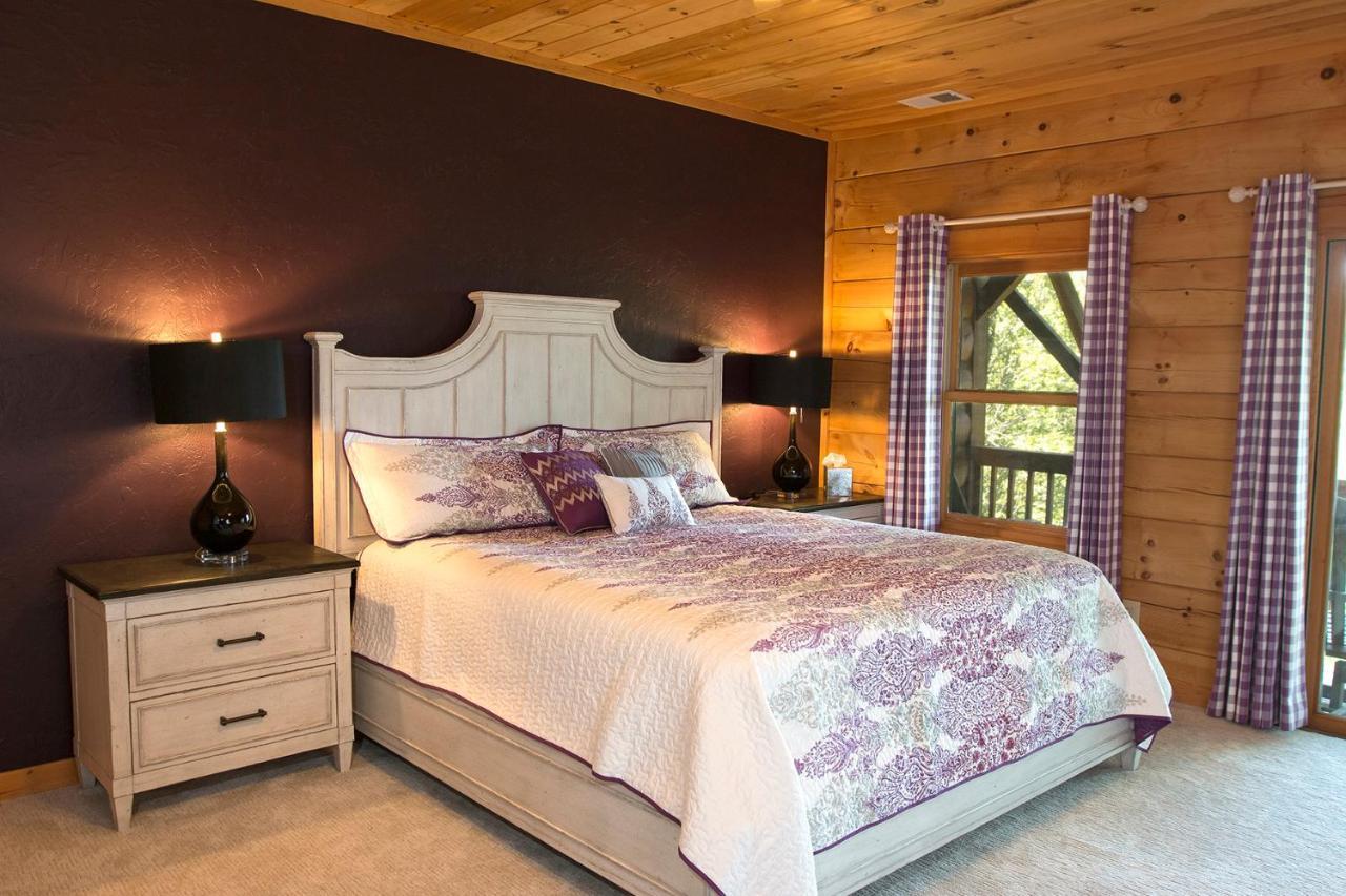 Lazy Bear Lodge Valle Crucis Екстер'єр фото